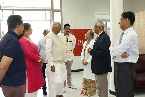 Speaker of Karnataka Legislative Assembly Visits Gulf Medical University