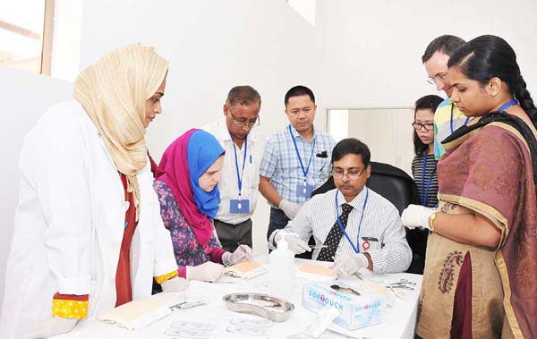 Basic Surgical Skills Workshop held by CASH at Gulf Medical University