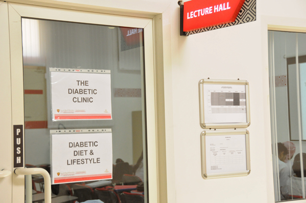 Simulated Diabetic Clinic: Educating novice health professionals to prevent and treat diabetes