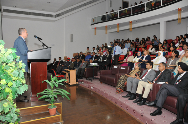 Prof. Francesc Cardellach López delivers Heroes of Healthcare Lecture at GMU 
